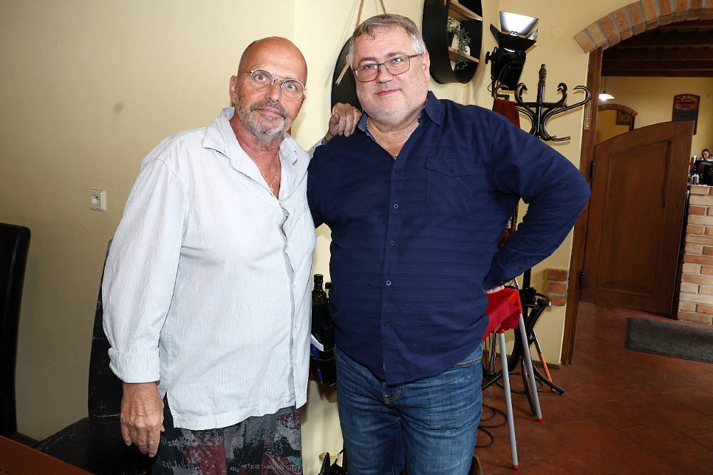 Ano, šéfe!: Padesát jídel, jedna chuť. Zdeněk Pohlreich a jeho nejnovější kuchařský očistec