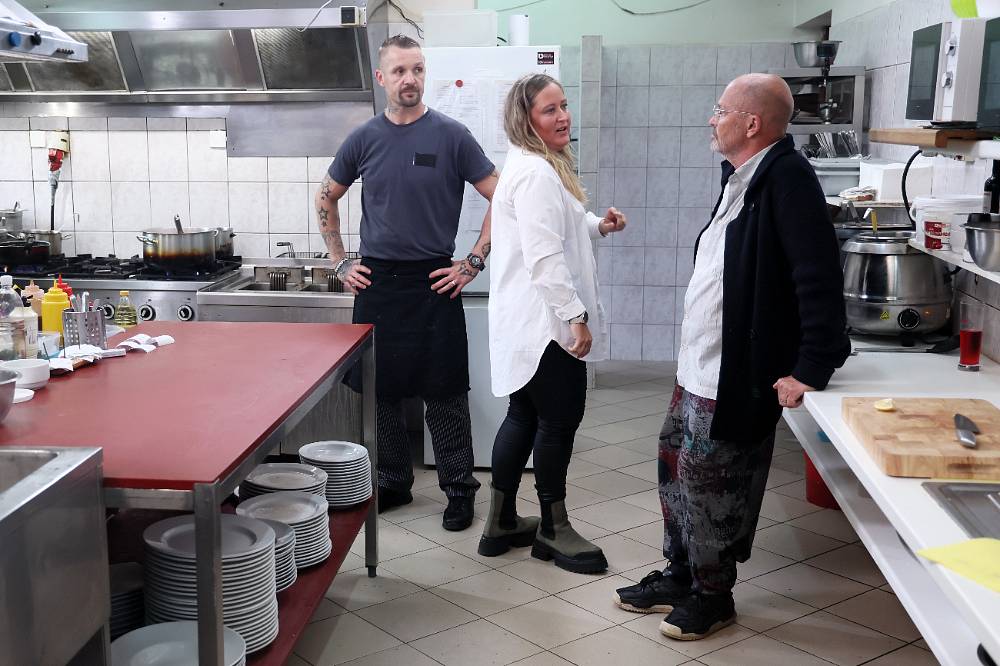 Ano, šéfe!: Padesát jídel, jedna chuť. Zdeněk Pohlreich a jeho nejnovější kuchařský očistec