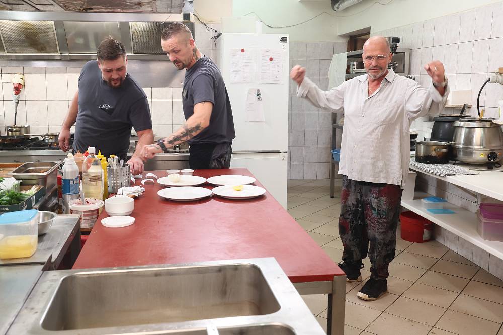 Ano, šéfe!: Nečekali ani jednu hvězdu a nakonec dostali dvě. Jak dnes bojují o hosty Ludvík s Janou