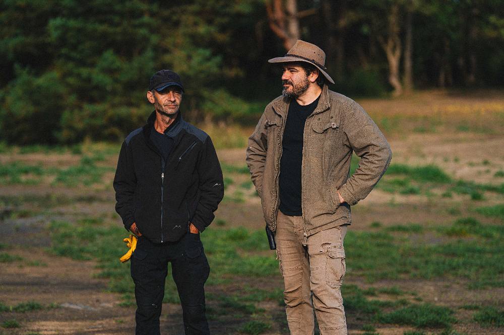 Farma Vojty Kotka: Velikonoce na venkově, stálý boj s vodou, noví obyvatelé farmy s hlavní vedoucí a nemotorný sedlák