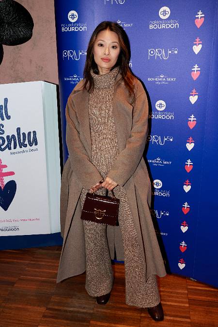 Česká herečka vietnamského původu si přeje rodinu. Pro dítě ale zatím nemá tatínka