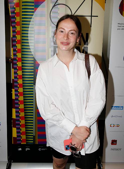 Anna Fialová nemá sociální sítě, ale má talent