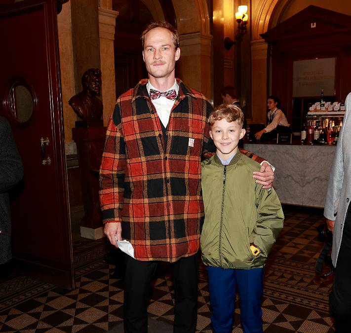 Manželka Aleše Bílíka je herečka, spisovatelka a mistryně ve slam poetry