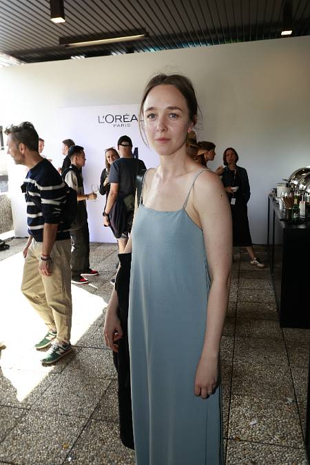 Denisa Barešová je herečka, která pečuje o svou duši. Být single jí nevadí