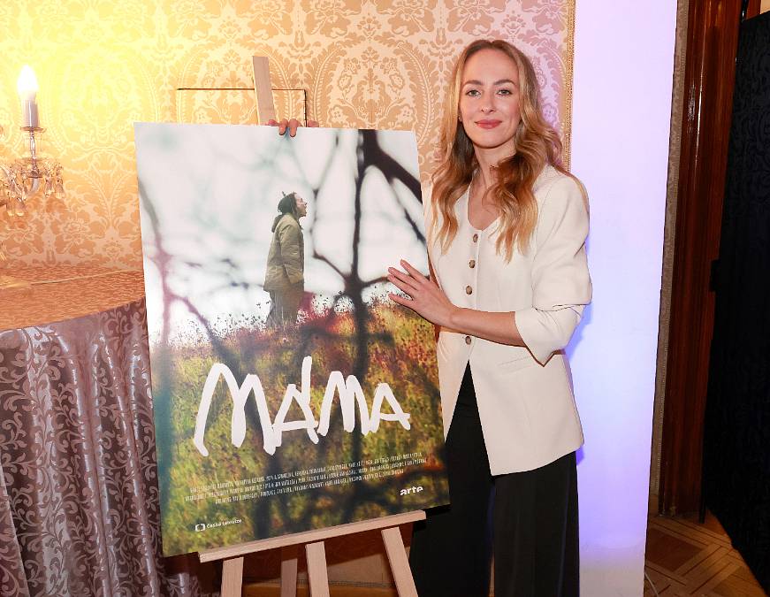 Elizaveta Maximová je krásná, odvážná a umí zahrát jakoukoliv roli