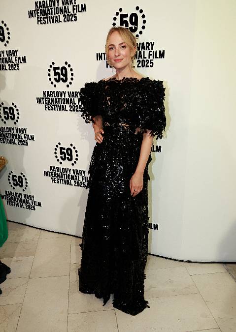 Elizaveta Maximová je krásná, odvážná a umí zahrát jakoukoliv roli