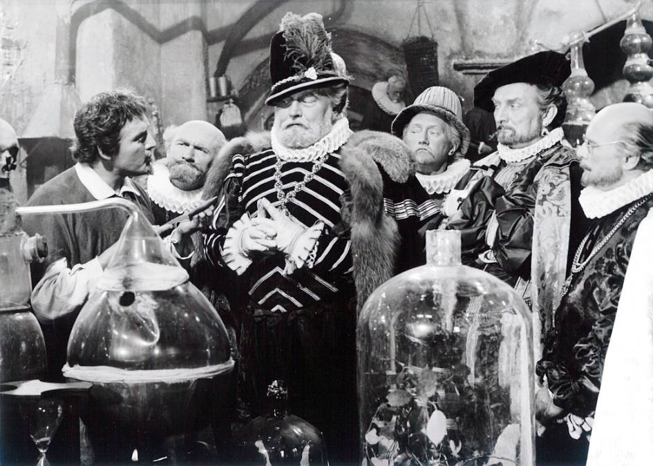 Na Vánoce a Silvestra 2025 TV Nova nabídne pohádky, speciály Na lovu i silvestrovskou show Možné je všechno