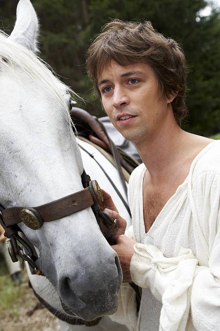 Na Vánoce a Silvestra 2025 TV Nova nabídne pohádky, speciály Na lovu i silvestrovskou show Možné je všechno