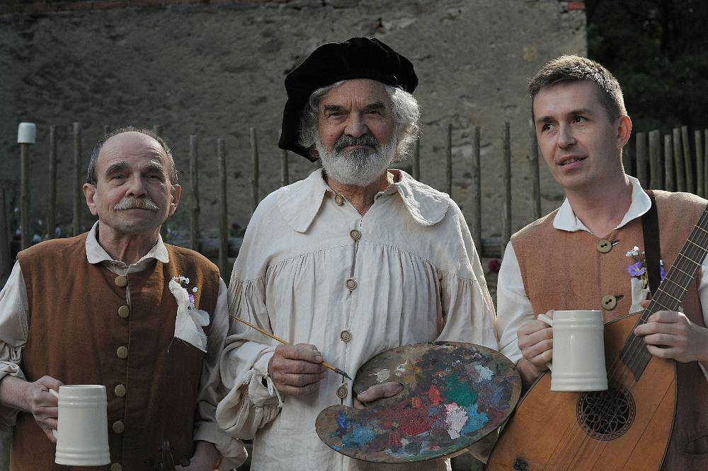 Na Vánoce a Silvestra 2025 TV Nova nabídne pohádky, speciály Na lovu i silvestrovskou show Možné je všechno