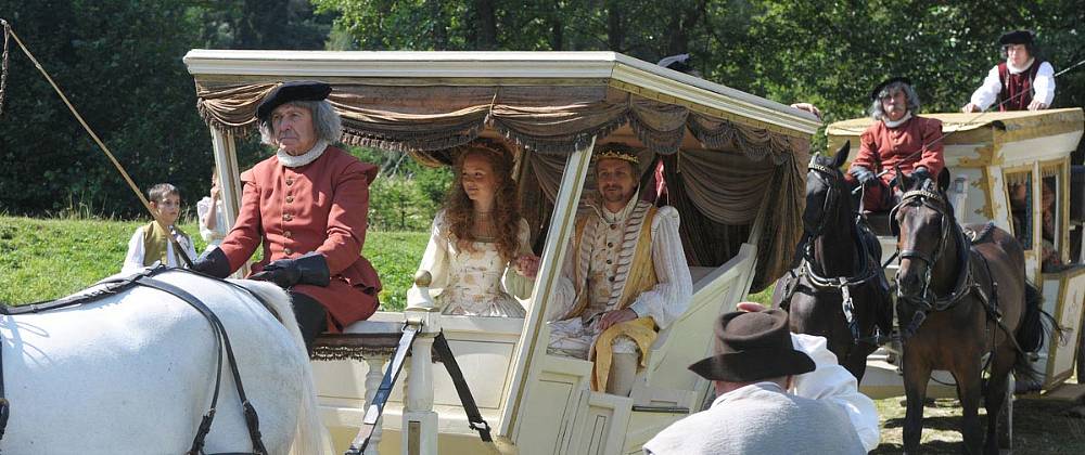 Na Vánoce a Silvestra 2025 TV Nova nabídne pohádky, speciály Na lovu i silvestrovskou show Možné je všechno