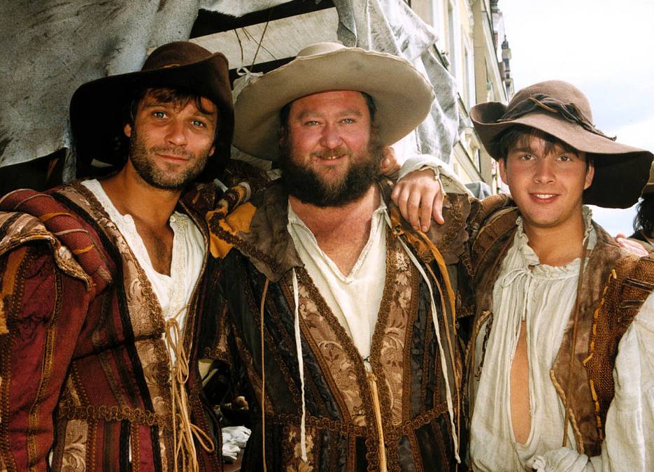 Na Vánoce a Silvestra 2025 TV Nova nabídne pohádky, speciály Na lovu i silvestrovskou show Možné je všechno