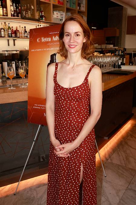 Ája Holoubková z Ulice se vdala. Doma má malý zázrak