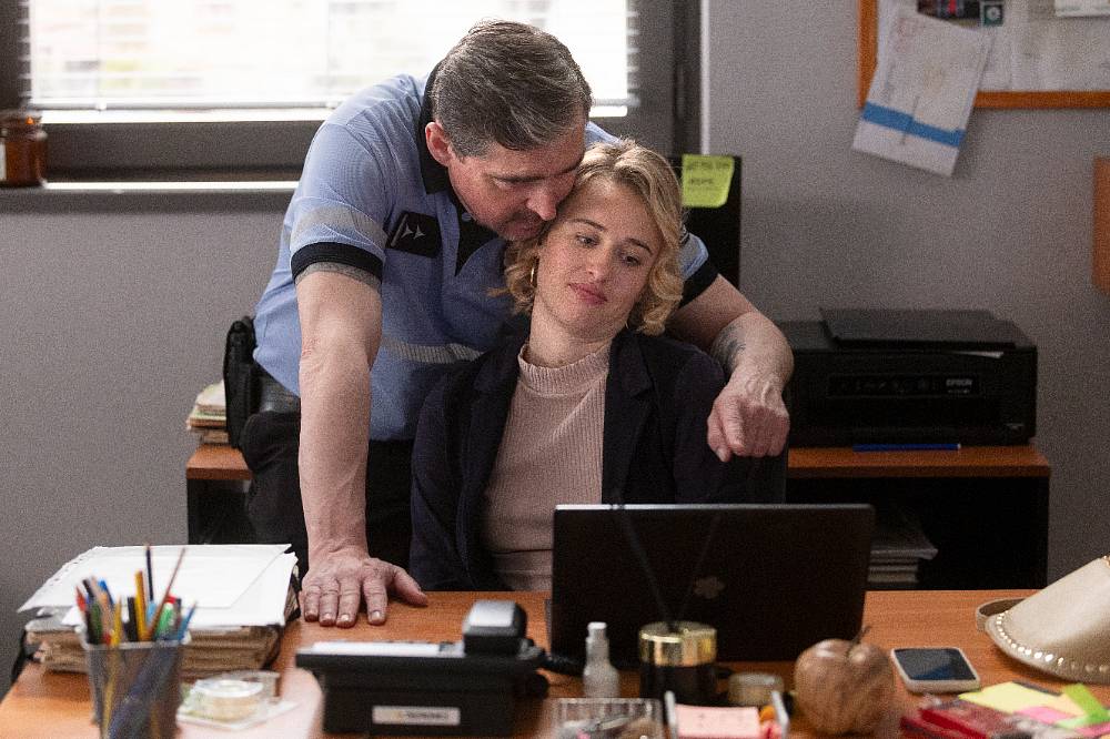 Polabí: Tlak, který drtí rodinu ze všech stran – a někdo toho využívá