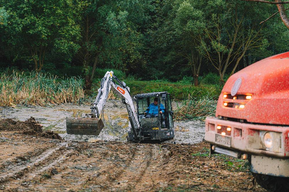 Farma Vojty Kotka: O farmaření už moc nejde, hlavní je reklama pro sponzory