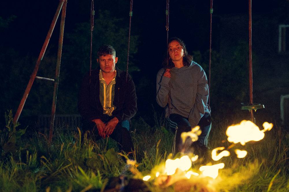 Novoroční thriller od Netflixu: Zmizelá dcera, mrtvé tělo a otec v pasti