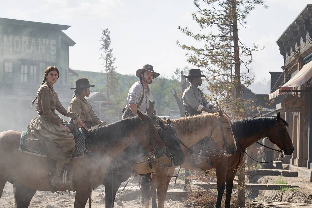 Netflix nakupuje, natáčí, vydělává, ale někdy přece jen šlápne trochu vedle. 7 epizod Opuštění unaví už po pár minutách