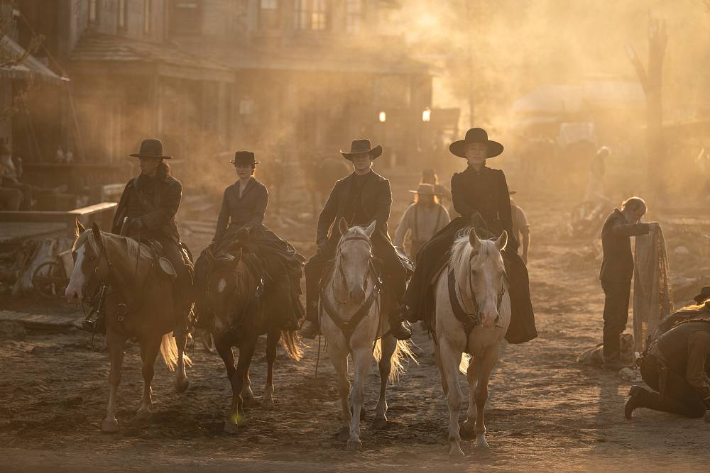 Netflix nakupuje, natáčí, vydělává, ale někdy přece jen šlápne trochu vedle. 7 epizod Opuštění unaví už po pár minutách