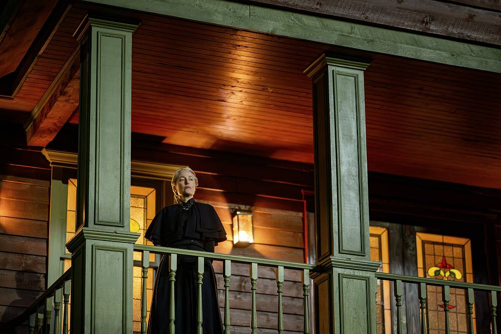 Netflix nakupuje, natáčí, vydělává, ale někdy přece jen šlápne trochu vedle. 7 epizod Opuštění unaví už po pár minutách