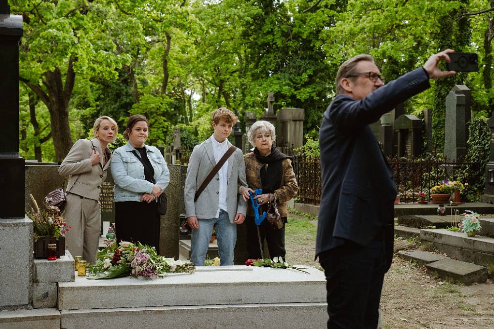 Pád domu Kollerů: Tenhle dům není útočiště. Je to bitevní pole tří generací