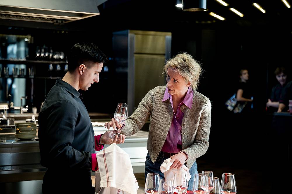 Nový český film Když se zhasne: Vojta Kotek v nejlepší formě. Jenže kde jsou hranice lidských sil