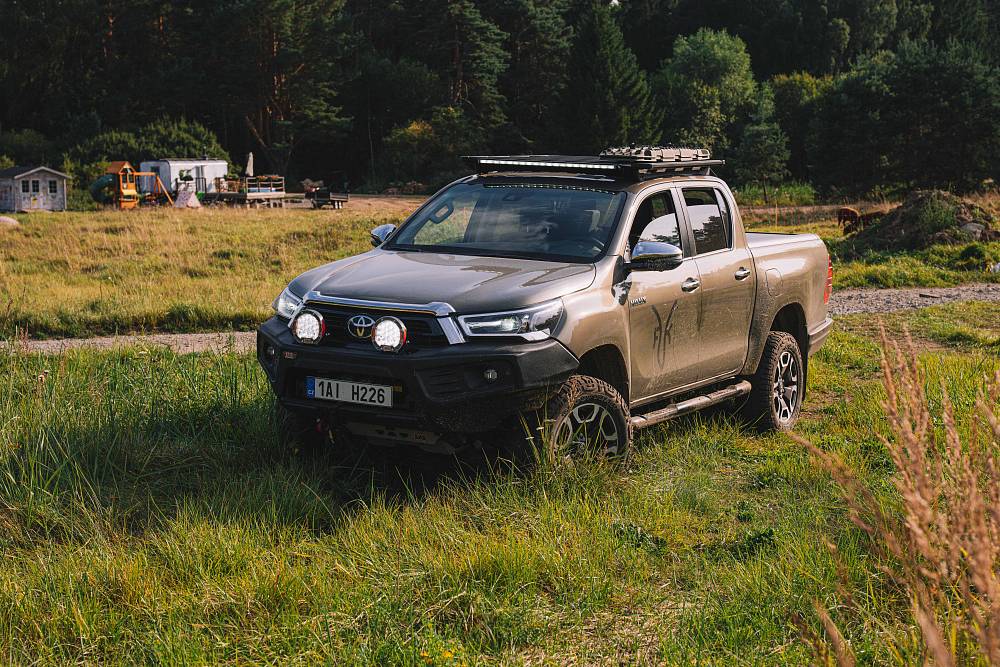 (PÁTEK 19. 12.) Farma Vojty Kotka se loučí: emoce, bilancování a naděje do dalšího roku
