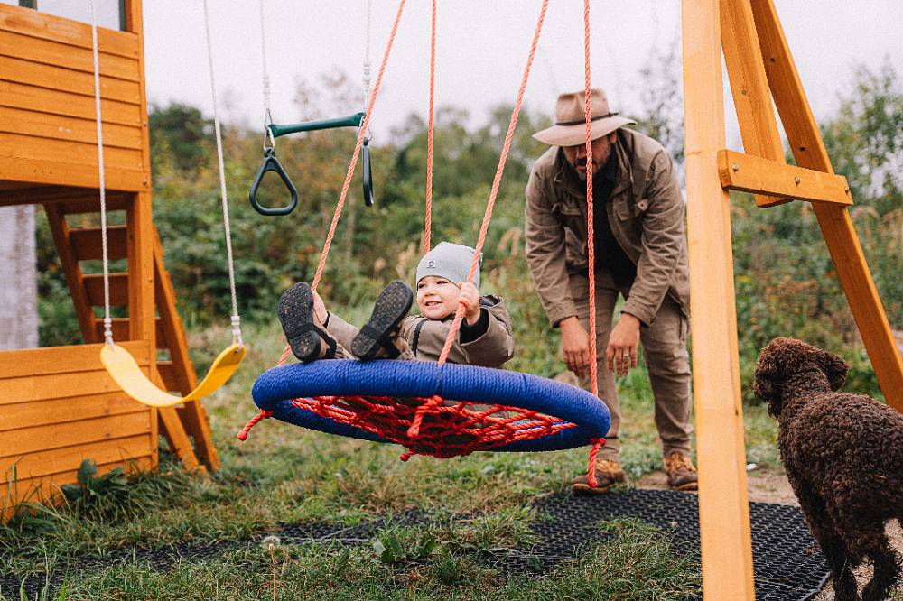 (PÁTEK 19. 12.) Farma Vojty Kotka se loučí: emoce, bilancování a naděje do dalšího roku