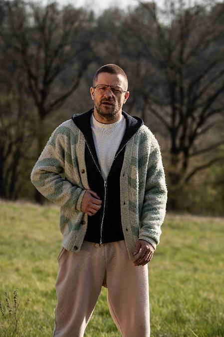 Film Lajf se nebojí bolesti ani smíchu. Jiří Strach otevírá těžké téma s lidskostí