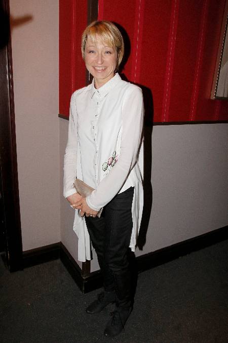 Kláru Cibulkovou trápí bolesti zad, ale s manželem je šťastná. Jsou spolu už od studií