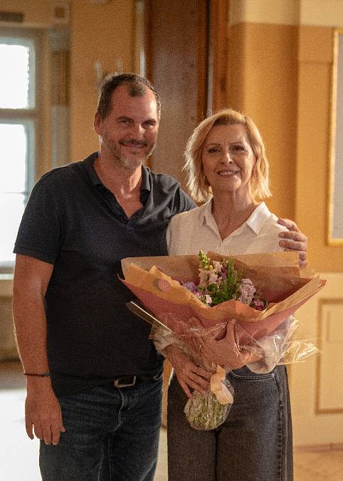 Šviháci: Komedie o mužích, kteří si mysleli, že mají všechno pod kontrolou