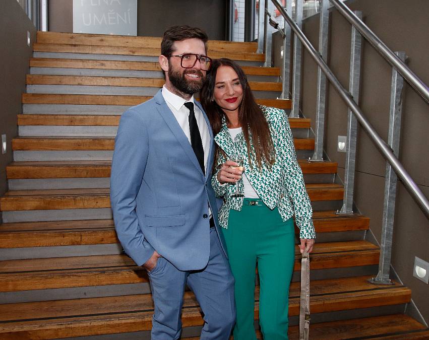 Sandra Nováková má za manžela režiséra. Z jejich společného syna možná bude herec