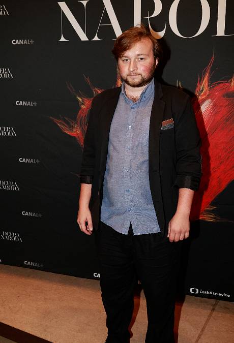 Vojtěch Machuta z Ulice přišel na premiéru filmu ruku v ruce s mužem