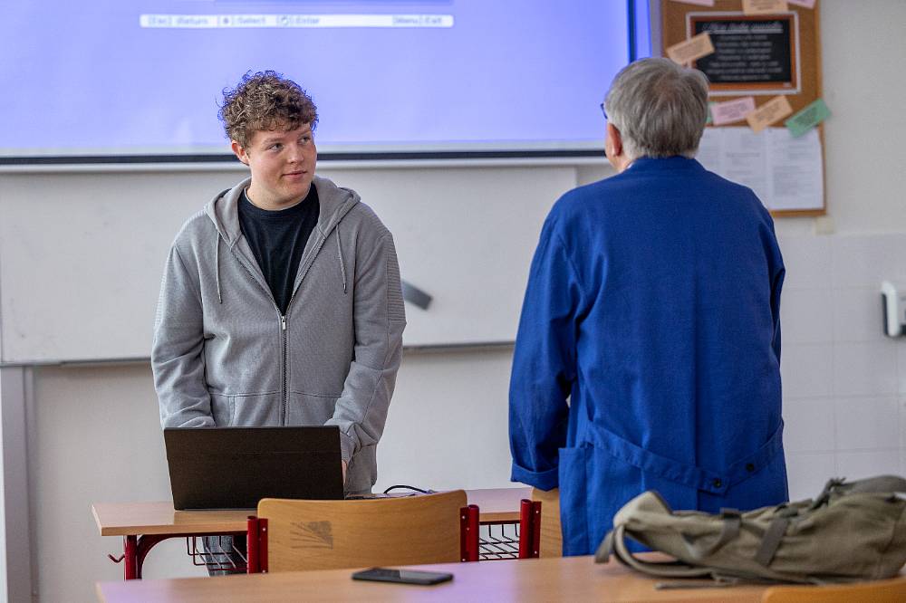 Ulice: Kaštan detektivem