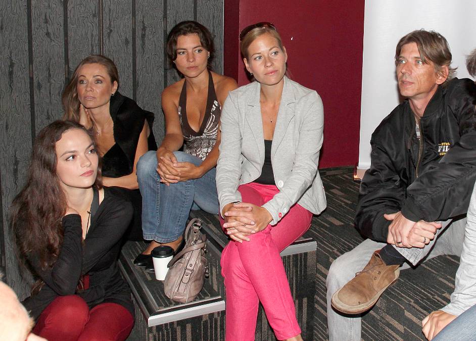 Z princezny maminkou. Dlouhovlasá pohádková princezna je dnes nakrátko.