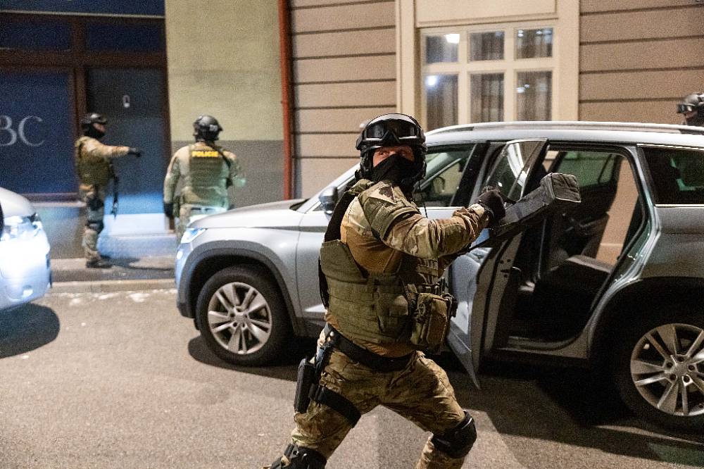 Ulice: Koníček a zásahovka