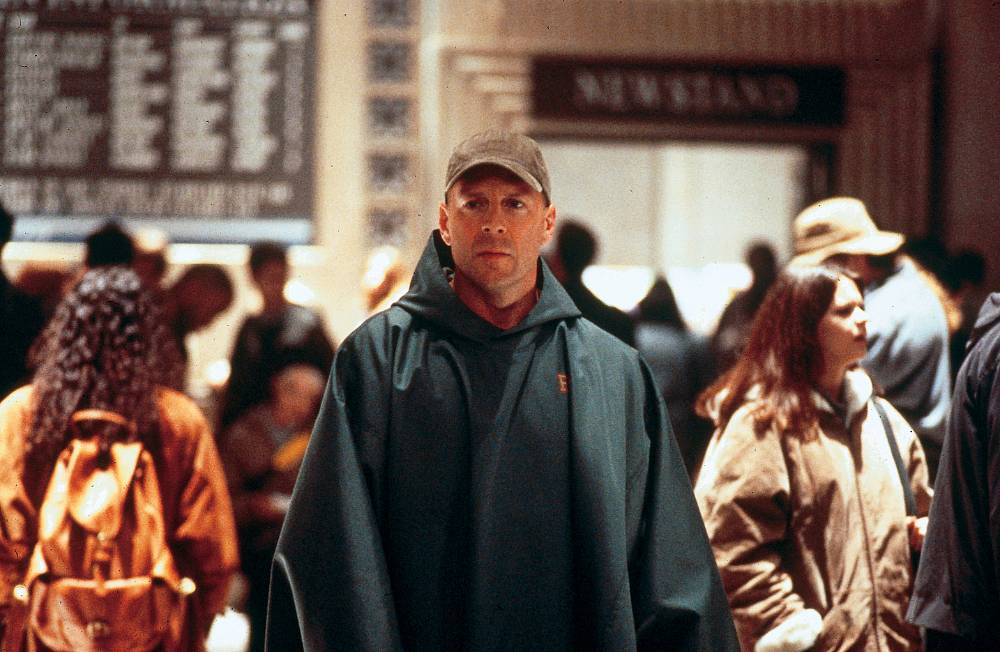 Dnes večer se na Nova Cinema rozjede příběh, který je tajemnější než hrad v Karpatech a ze kterého vám půjde hlava kolem