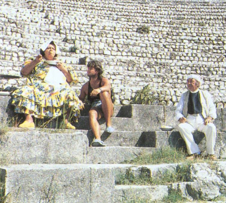 Slunce, seno, erotika