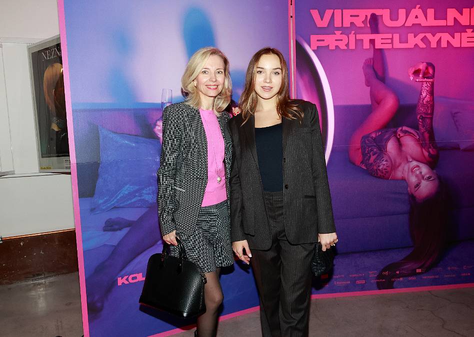 Kateřina Ujfaluši z Ulice se nové lásce nebrání. Vztah na dálku jí nevyšel