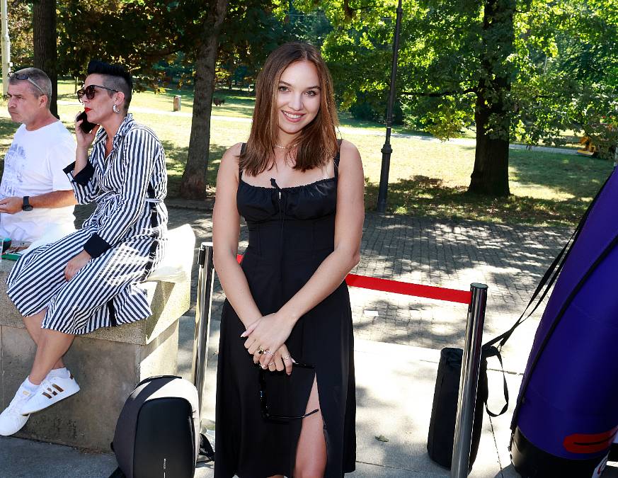 Kateřina Ujfaluši z Ulice se nové lásce nebrání. Vztah na dálku jí nevyšel