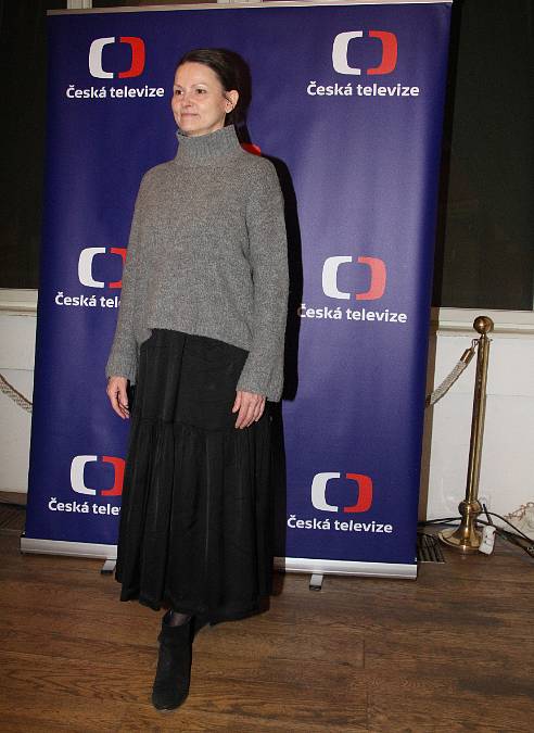 Neslyšící Adam ze seriálu Polabí je synem známé herečky