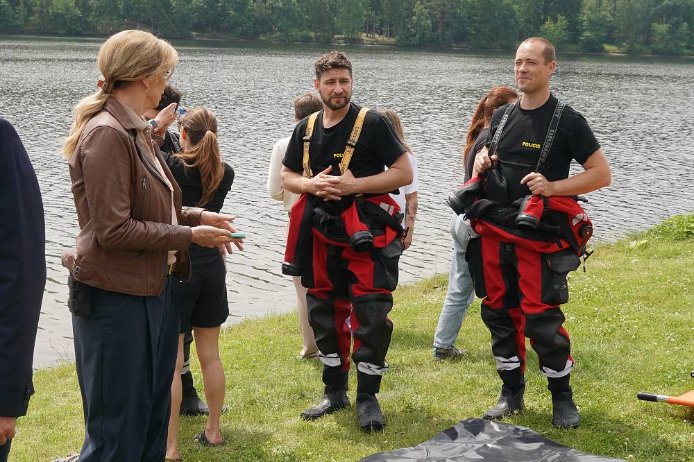 Vyletněný seriál Pod hladinou znovu rozvíří vody. Druhá řada přivádí Chýlkovou i Němce