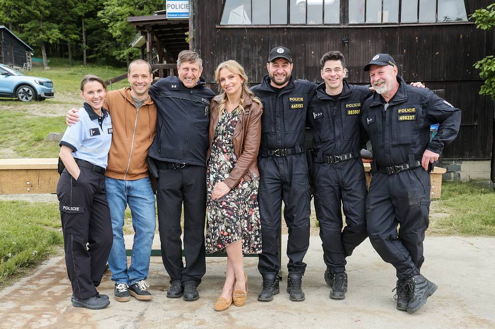 Vyletněný seriál Pod hladinou znovu rozvíří vody. Druhá řada přivádí Chýlkovou i Němce