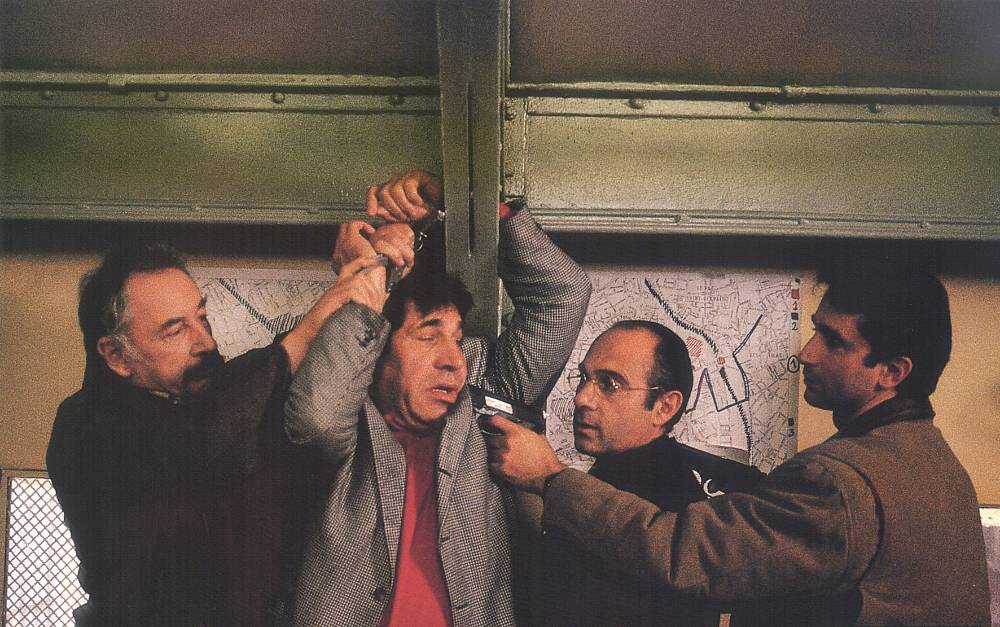 Prohnilí policisté znovu na scéně! Sobota večer nabídne kultovní krimikomedii