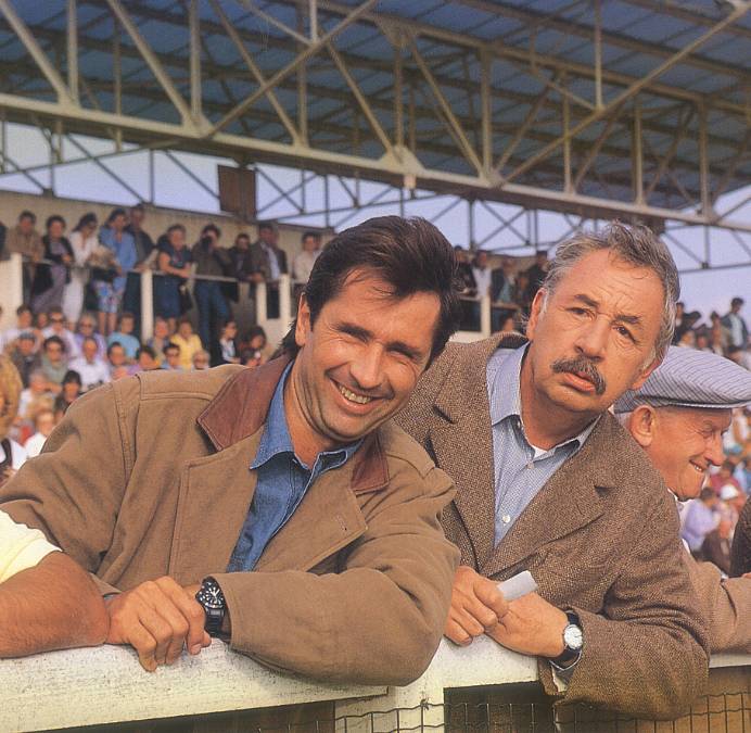 Prohnilí policisté znovu na scéně! Sobota večer nabídne kultovní krimikomedii