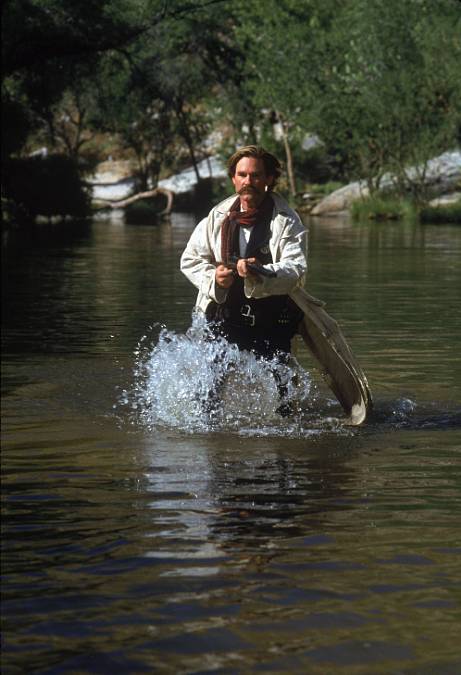 Val Kilmer v Tombstone: Role Doca Hollidaye, na kterou se nezapomíná a navíc 55 mrtvých postav a zaručeně všechny pravé kníry