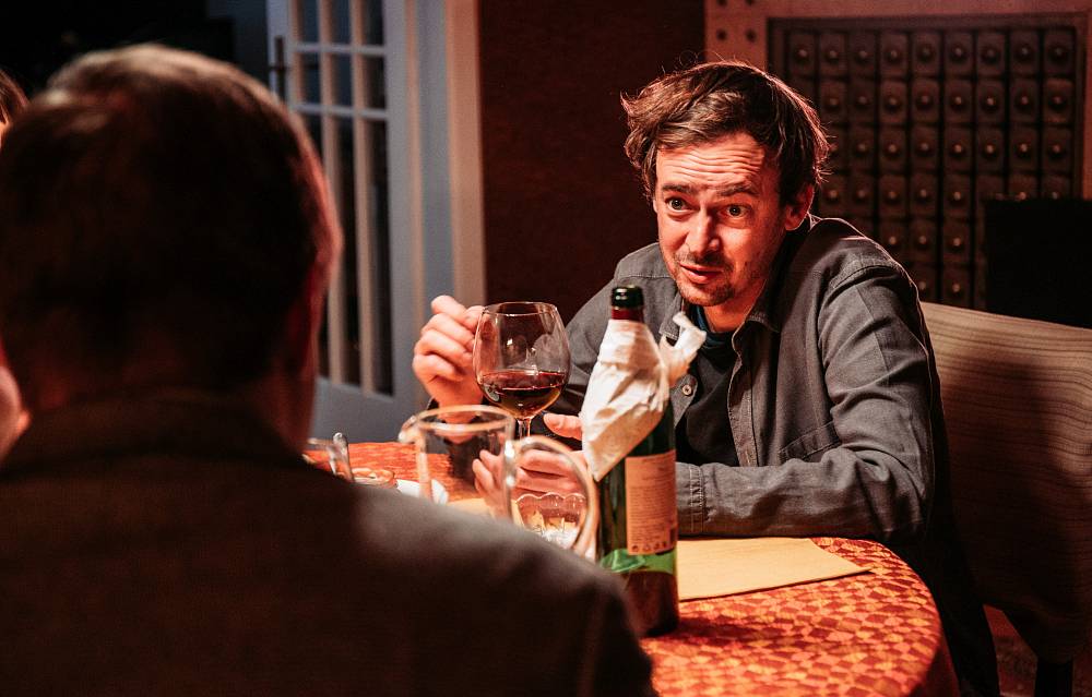 V roce 2023 si málo známá Simona Peková odnesla za tuto roli Českého lva