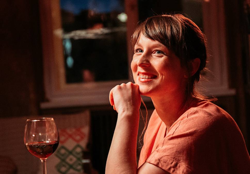 V roce 2023 si málo známá Simona Peková odnesla za tuto roli Českého lva