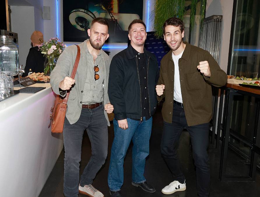 Herec z Jedné rodiny míří do reality show Survivor. Doma mu bude fandit peruánská manželka