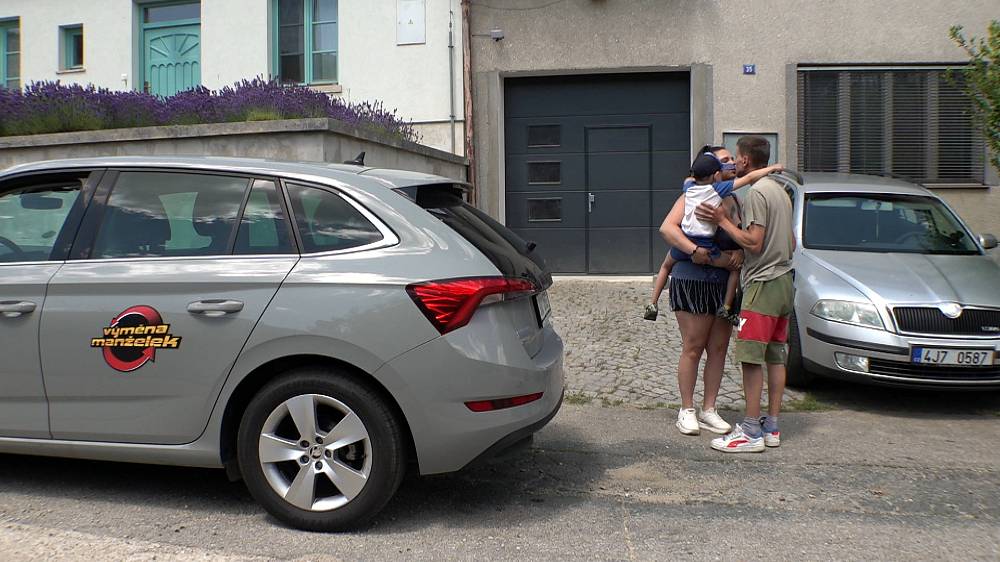 Výměna manželek: Natálka manžela občas „vypleská“, klidně i před jeho kamarády. Do Výměny šla, aby si vydělala na druhé dítě.