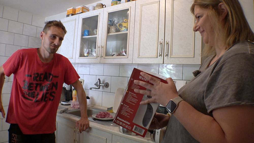 Výměna manželek: Natálka manžela občas „vypleská“, klidně i před jeho kamarády. Do Výměny šla, aby si vydělala na druhé dítě.