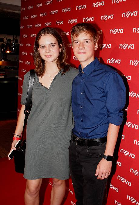 Poznáváte tuto holčičku? Dnes hraje v seriálu Ulice!